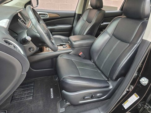 Used 2020 Nissan Pathfinder Platinum image 8