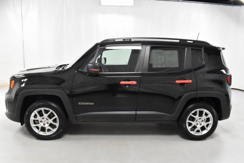 Used 2022 Jeep Renegade Latitude w/ Convenience Group image 8
