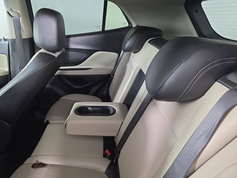 Used 2021 Buick Encore Preferred image 27