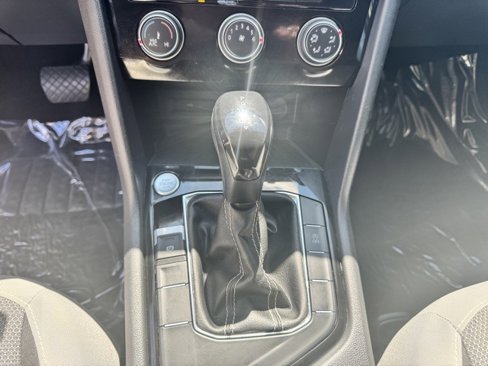 Certified 2023 Volkswagen Taos S image 27