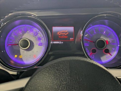 Used 2013 Ford Mustang GT Premium image 11