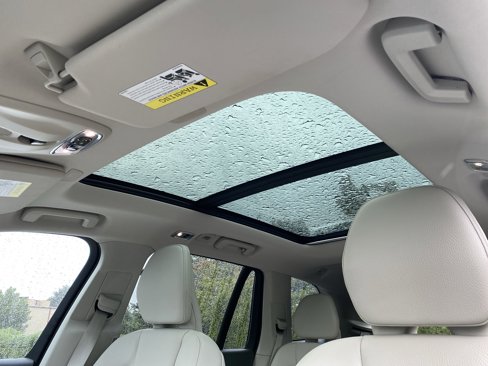 Used 2019 Volvo XC90 T5 Momentum w/ Protection Package image 9