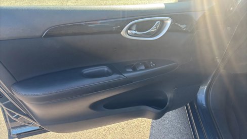 Used 2016 Nissan Sentra SV w/ Style Package image 22