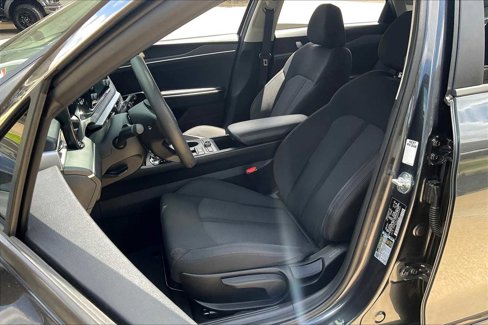 Used 2022 Kia K5 LXS image 7