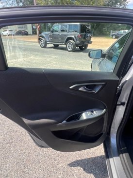 Used 2023 Chevrolet Malibu LT image 19