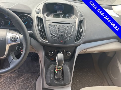 Used 2015 Ford Escape SE image 5