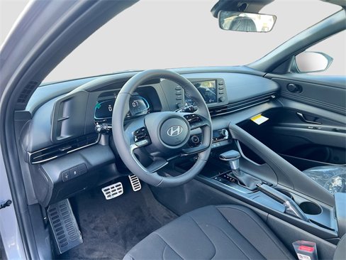 New 2025 Hyundai Elantra Sport image 9