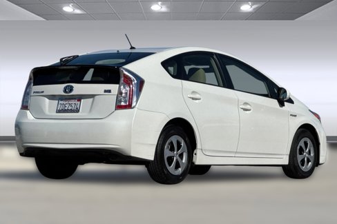 Used 2014 Toyota Prius Two image 3