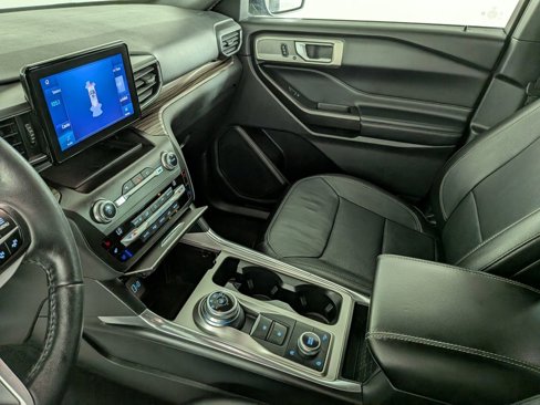 Used 2020 Ford Explorer Limited image 26