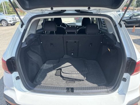 Used 2022 Volkswagen Taos S image 18
