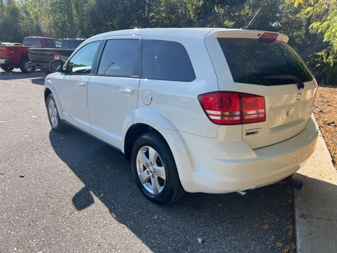 Used 2009 Dodge Journey SXT image 4