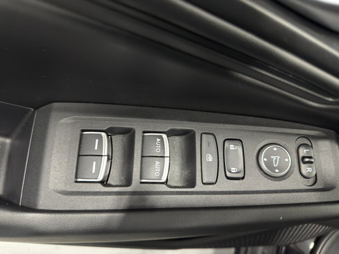 Used 2023 Honda Accord EX image 23