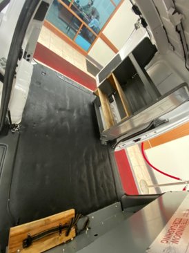 Used 2020 Nissan NV200 SV image 9