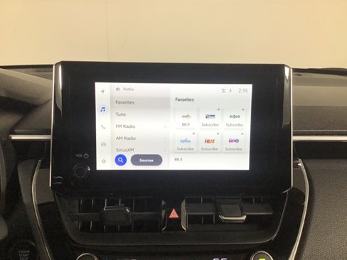 Used 2023 Toyota Corolla Cross XLE image 15