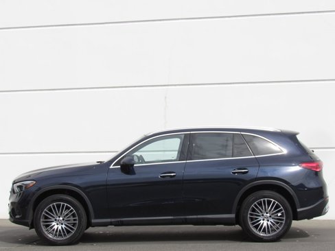 Used 2023 Mercedes-Benz GLC 300 4MATIC image 4