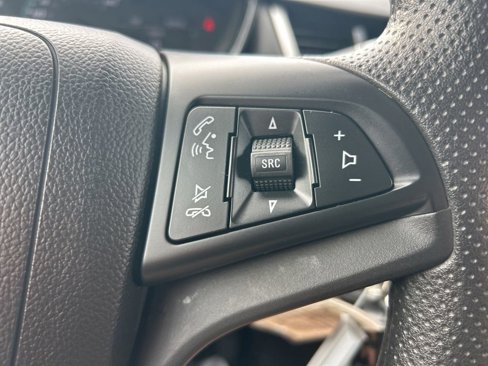 Used 2021 Chevrolet Trax LS image 20