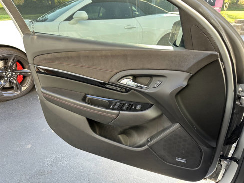 Used 2014 Chevrolet SS image 12