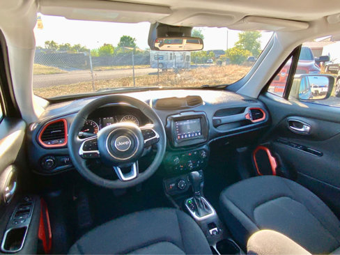 Used 2018 Jeep Renegade Sport w/ Power & Air Group image 31