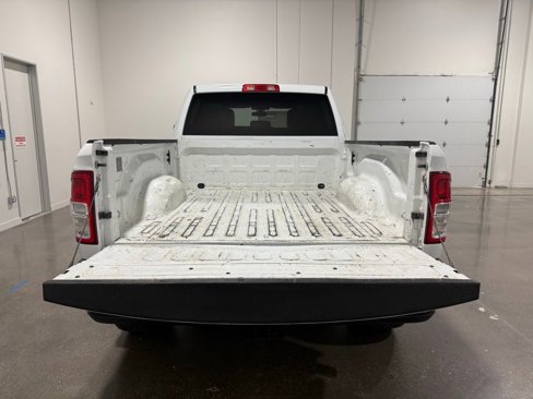 Used 2022 RAM 2500 Tradesman w/ Protection Group image 9