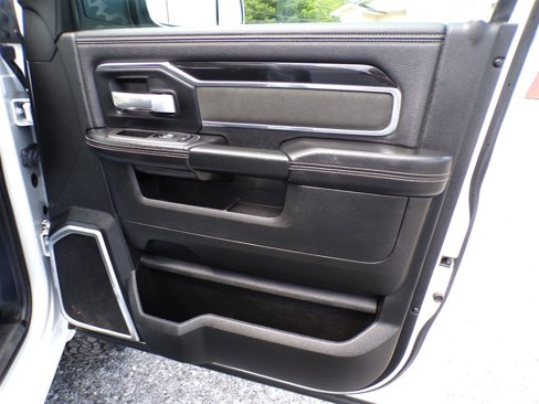 Used 2021 RAM 3500 Laramie image 27