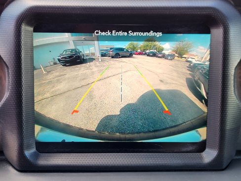 Used 2020 Jeep Wrangler Unlimited Sahara image 14