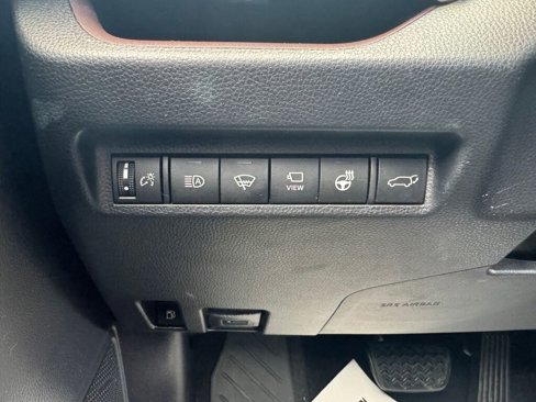Used 2019 Toyota RAV4 Limited image 29