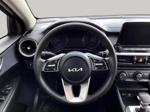 Used 2024 Kia Forte LXS image 12