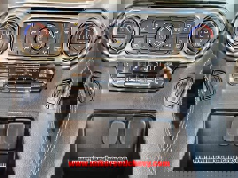 Used 2019 Chevrolet Tahoe LT image 19