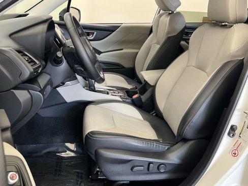 Used 2019 Subaru Forester Limited image 11
