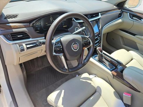 Used 2013 Cadillac XTS Premium image 14