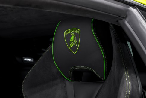 Used 2023 Lamborghini Huracan EVO image 20