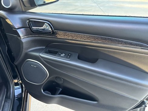 Used 2020 Jeep Grand Cherokee High Altitude image 19