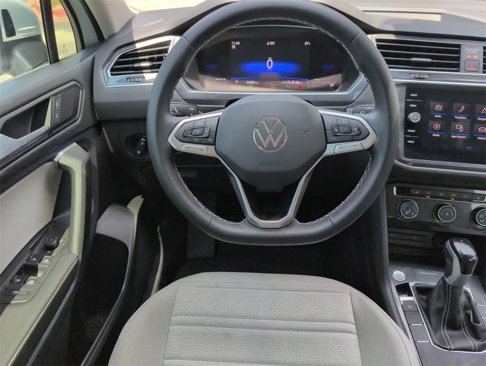 Used 2024 Volkswagen Tiguan S image 15