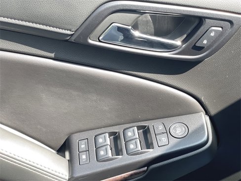 Certified 2018 GMC Yukon SLT w/ Open Road Package image 22