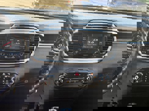 Used 2017 Kia Sorento LX image 15