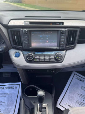 Used 2017 Toyota RAV4 XLE image 15