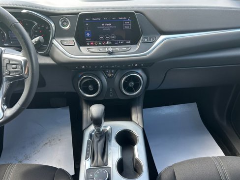 Used 2022 Chevrolet Blazer LT image 20