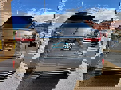 Used 2019 Lexus RX 450h AWD image 16