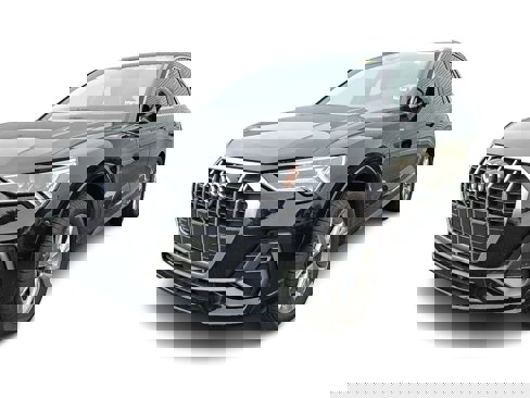 Certified 2024 Audi Q3 2.0T Premium Plus image 1
