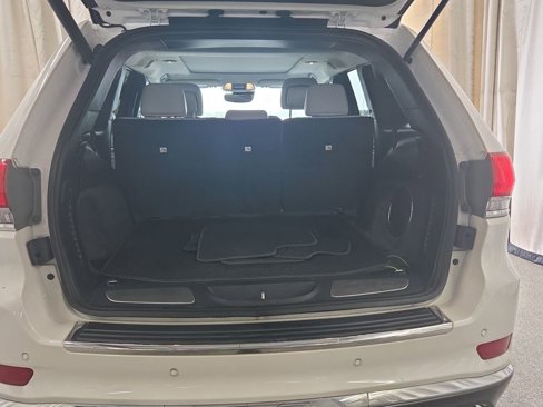 Used 2020 Jeep Grand Cherokee Summit image 9