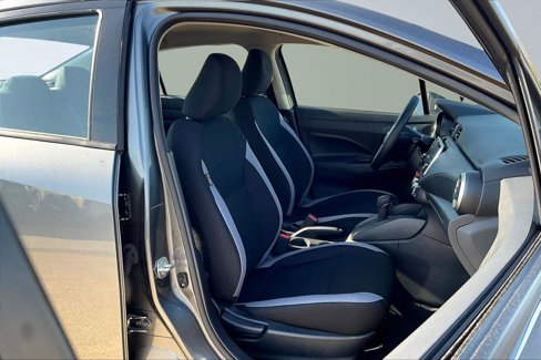 Used 2025 Nissan Versa S w/ Trunk Package image 6