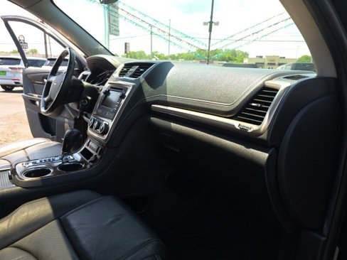Used 2014 GMC Acadia Denali image 42