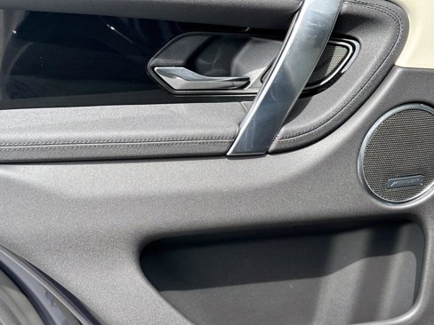 New 2024 Land Rover Discovery Sport S image 11