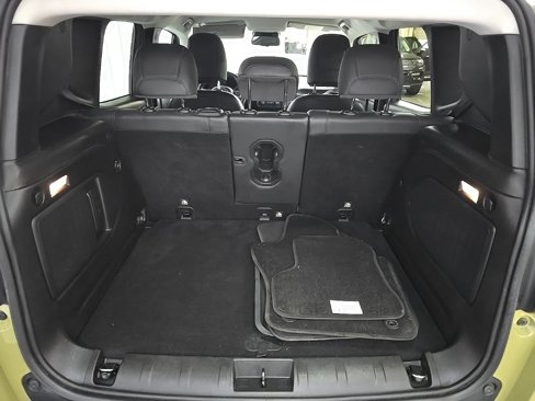 Used 2015 Jeep Renegade Limited image 21