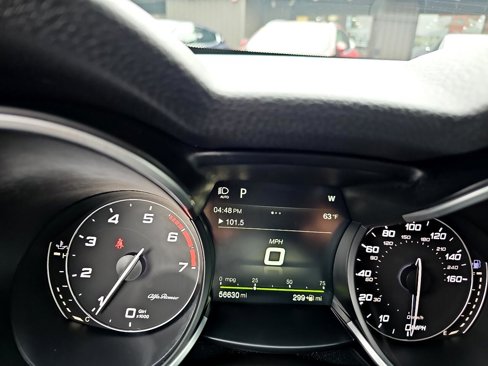 Used 2018 Alfa Romeo Stelvio Ti Sport image 55
