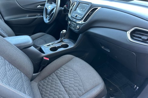 Used 2018 Chevrolet Equinox LT image 29