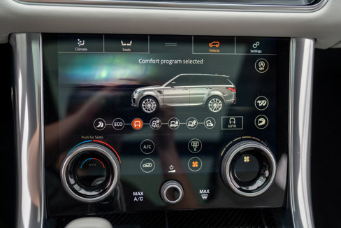 Used 2022 Land Rover Range Rover Sport SVR Carbon Edition image 30