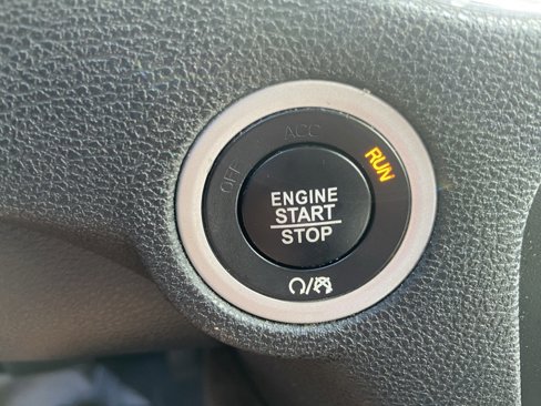 Used 2017 Dodge Charger SE image 21