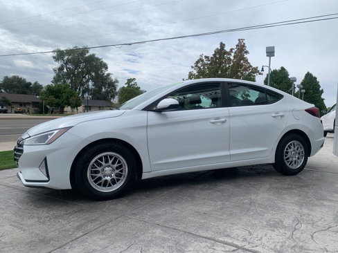 Used 2019 Hyundai Elantra SE w/ Cargo Package image 4