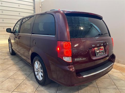 Used 2019 Dodge Grand Caravan SXT image 46